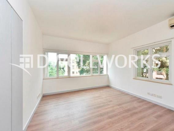 84 Repulse Bay Road